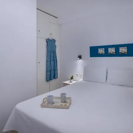 Apartment Zesa Mit Balkon Und Meerblick Kiveri